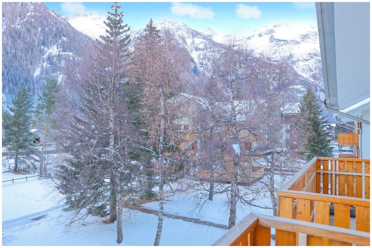 Casa Quadrifoglio A 3 Minuti Dalle Piste Da Sci Daire Gressoney-Saint-Jean Dış mekan fotoğraf